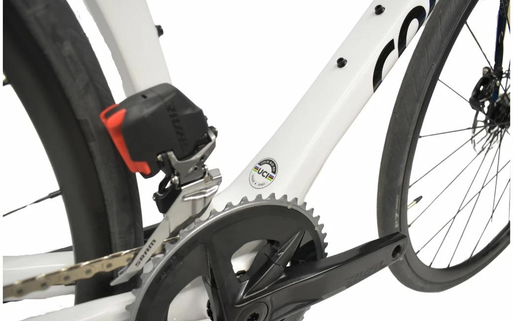 Vélo De Route COLNAGO V3 Rival ETap AXS Blanc/Noir - 2022 7 Vélo De Route COLNAGO V3 Rival ETap AXS Blanc/Noir - 2022 – Image 5