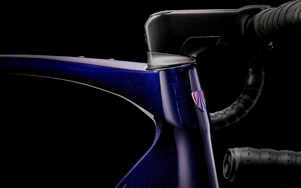 Vélo De Route TREK Domane SL6 ETap Bleu - 2023 6 Vélo De Route TREK Domane SL6 ETap Bleu - 2023 – Image 4