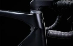 Vélo Route Trek Domane SL 6 Noir - 2023 -Vélo Soldes Magasin velo route trek domane sl 6 noir 2023 3