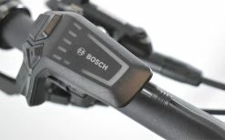 Moustache Bikes VTT Electrique Moustache Samedi 29 Game 5 750Wh Blanc - 2023 13 Moustache Bikes VTT Electrique Moustache Samedi 29 Game 5 750Wh Blanc - 2023 -Vélo Soldes Magasin vtt electrique moustache samedi 29 game 5 750wh blanc 2023 5